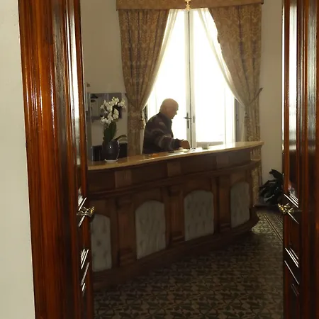 Hotel Aer Bj Vittoria 2*