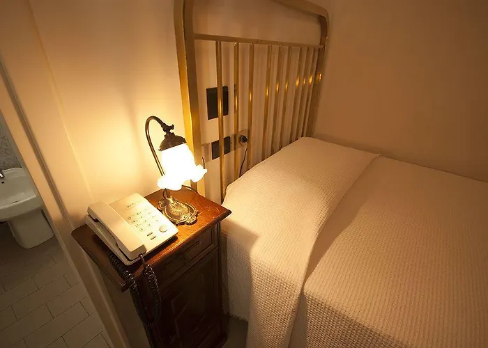 Aer Bj Vittoria Hotel 2*