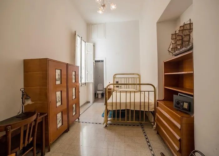 Aer Bj Vittoria Hotel