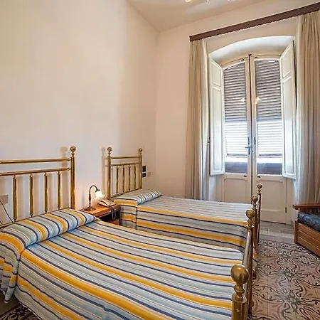 Aer Bj Vittoria Szálloda 2*
