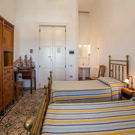 Hotel Aer Bj Vittoria 2*